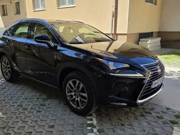 Lexus NX 300