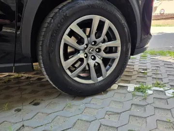 Lexus NX 300