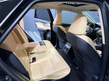 Lexus NX 300H