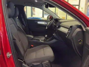 VOLVO XC40 MomPro R.Kamera PDC SHZ REDUZIERT