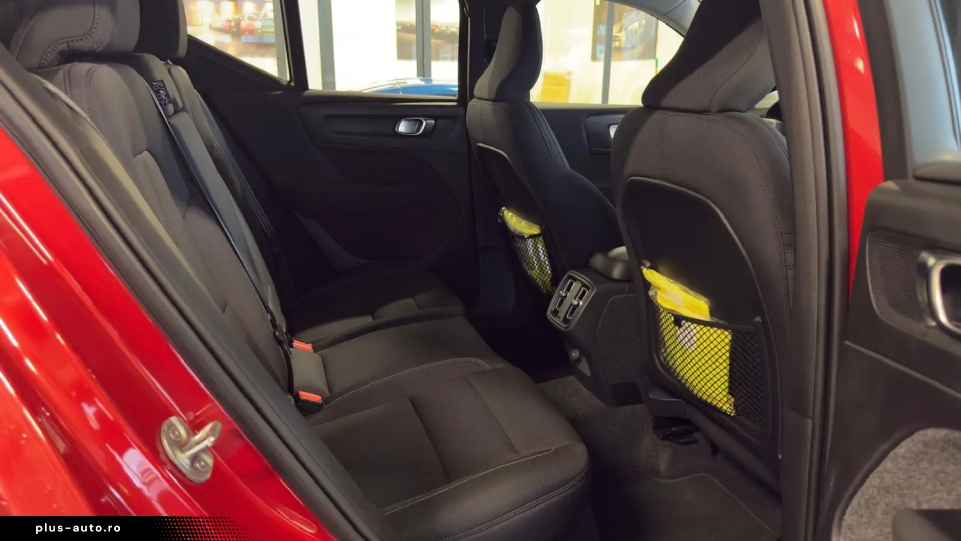 VOLVO XC40 MomPro R.Kamera PDC SHZ REDUZIERT