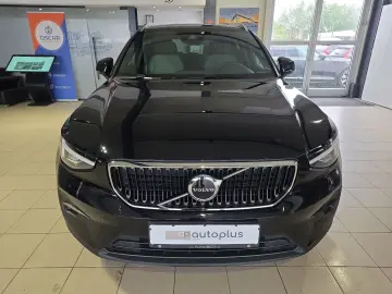 VOLVO XC40 T2 Core ACC BLIS Kamera LED WinterPaket