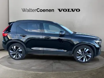 VOLVO XC40 T2 Plus Dark