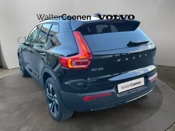 VOLVO XC40 T2 Plus Dark