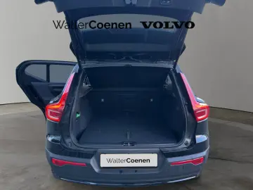 VOLVO XC40 T2 Plus Dark