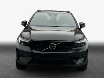 VOLVO XC40 T2 Plus Dark