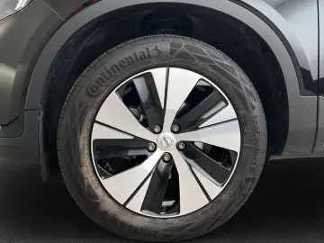 VOLVO XC40 T2 Plus Dark