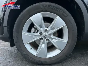 VOLVO XC40 Core T2 Geartronic  AHK  CAM  SHZ