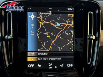 VOLVO XC40 Core T2 Geartronic  AHK  CAM  SHZ
