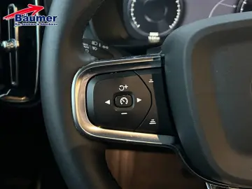 VOLVO XC40 Core T2 Geartronic  AHK  CAM  SHZ