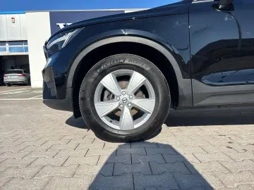 VOLVO XC40 T2 FWD Essential CAM LHZ SHZ STDHZ Qi