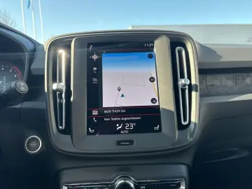 VOLVO XC40 T2 FWD Essential CAM LHZ SHZ STDHZ Qi