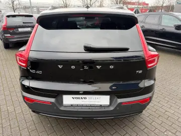 VOLVO XC 40 T2 Plus Dark 2WD