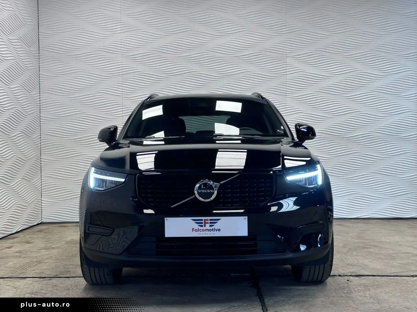VOLVO T2 AUT PLUS-DARK H K PILOT ASSIST