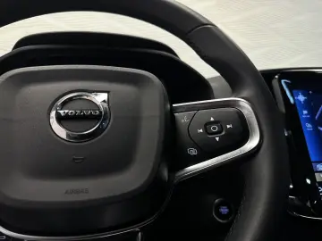 VOLVO T2 AUT PLUS-DARK H K PILOT ASSIST