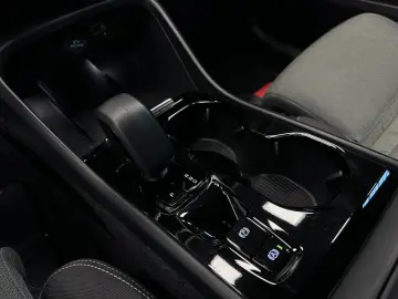 VOLVO T2 AUT PLUS-DARK H K PILOT ASSIST