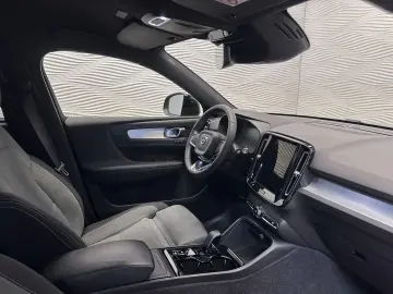 VOLVO T2 AUT PLUS-DARK H K PILOT ASSIST