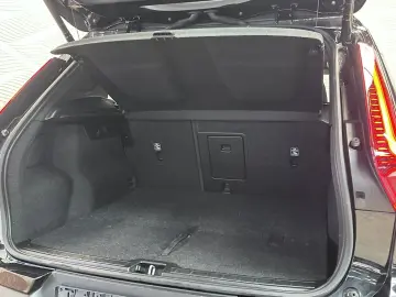 VOLVO T2 AUT PLUS-DARK H K PILOT ASSIST