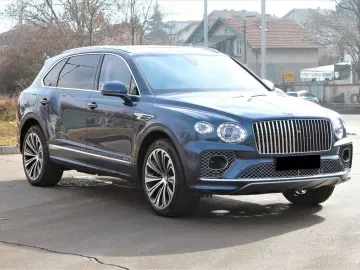 BENTLEY Bentayga 4.0 V8 EWB Azure 4WD FIRST PANO TV WEBA