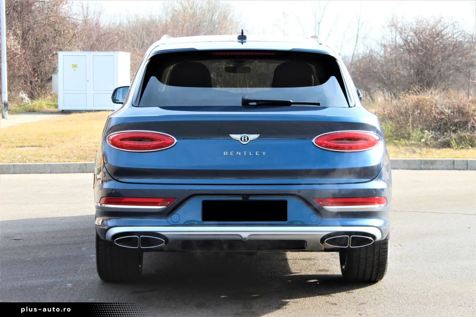 BENTLEY Bentayga 4.0 V8 EWB Azure 4WD FIRST PANO TV WEBA