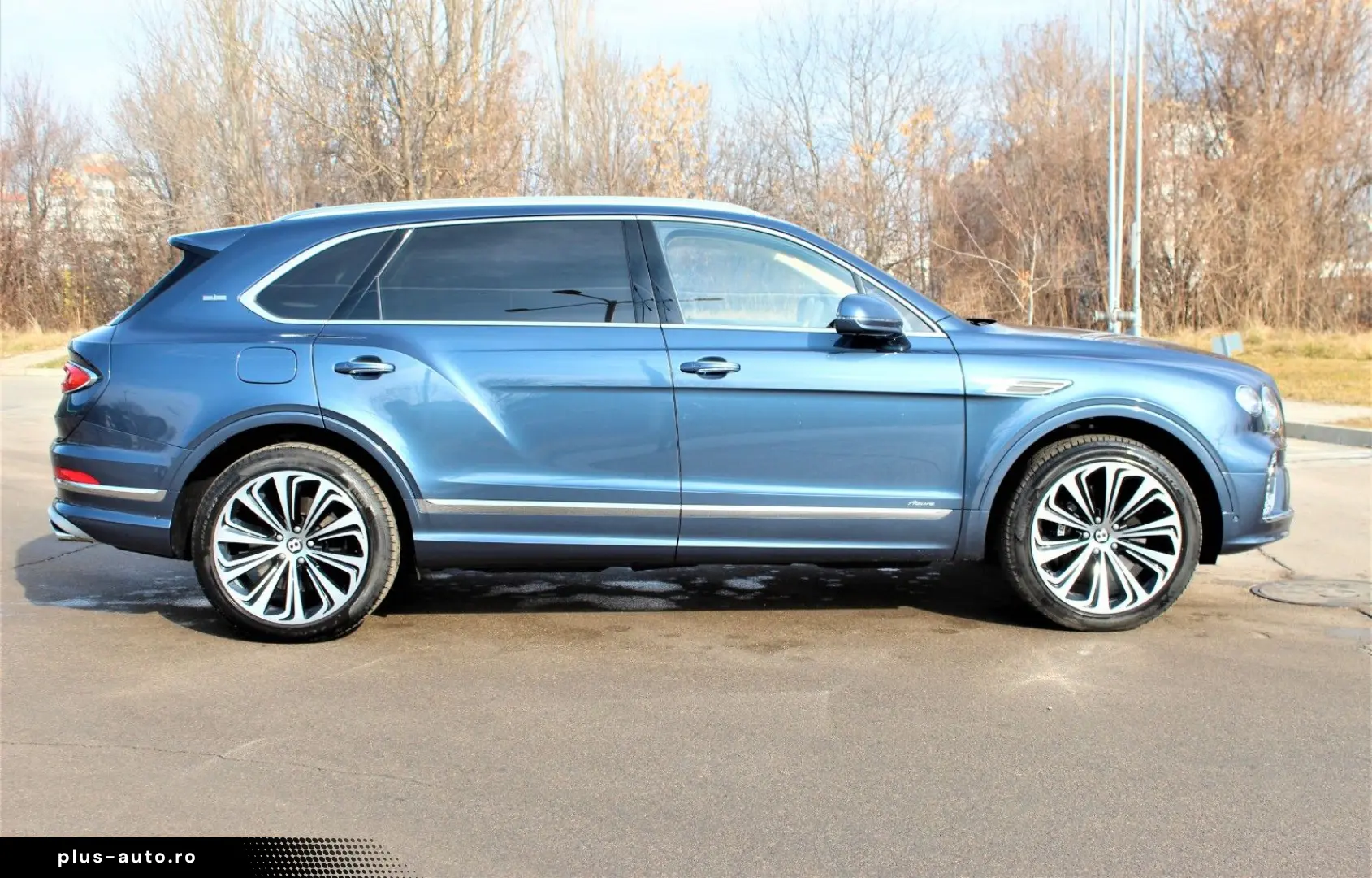 BENTLEY Bentayga 4.0 V8 EWB Azure 4WD FIRST PANO TV WEBA