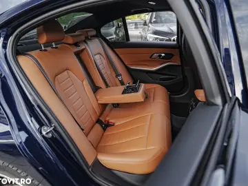 BMW Seria 3 330e Aut. M Sport