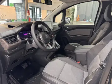 Renault Grand Kangoo L2 TCe 130 EDC Techno