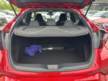 TOYOTA C-HR Hybrid Team D Navi LED Apple CarPlay Androi