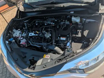 TOYOTA C-HR 2.0-l-VVTi Hybrid Team Deutschland  AHK