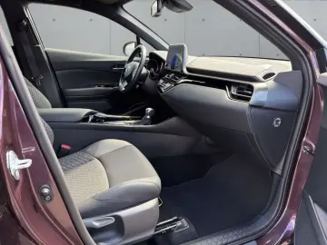 TOYOTA C-HR Hybrid Team Deutschland