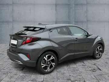 TOYOTA C-HR 2.0 HSD 4x2 TEAM D Bi-LED NAVI RFK GRA SHZ