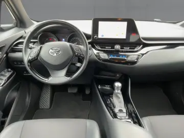 TOYOTA C-HR 2.0 HSD 4x2 TEAM D Bi-LED NAVI RFK GRA SHZ