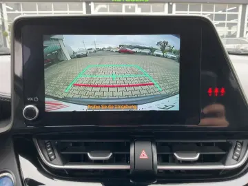 TOYOTA C-HR 2.0 HSD 4x2 TEAM D Bi-LED NAVI RFK GRA SHZ