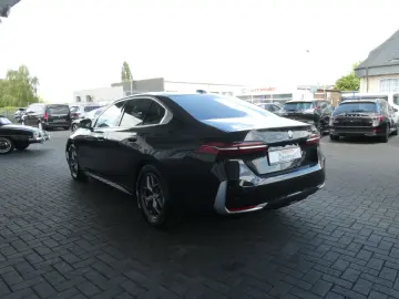 BMW 520i  360   H&K  Head-Up