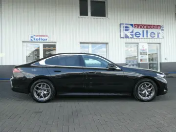 BMW 520i  360   H&K  Head-Up