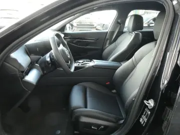 BMW 520i  360   H&K  Head-Up