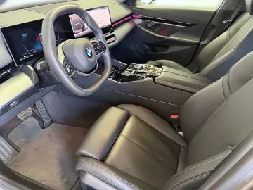 BMW 520dLimousine a.LED Navi Kamera Leder DriveA DAB