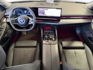 BMW 520dLimousine a.LED Navi Kamera Leder DriveA DAB