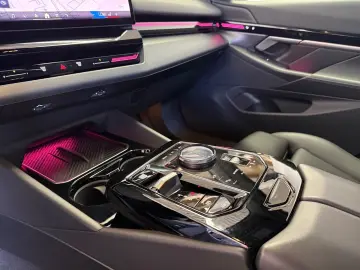 BMW 520dLimousine a.LED Navi Kamera Leder DriveA DAB