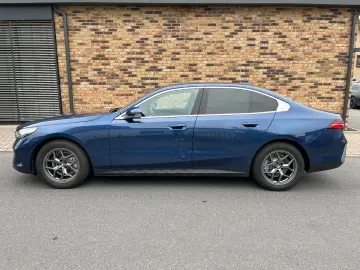 BMW 520dA DAPlus Navi adLED Leder Kamera