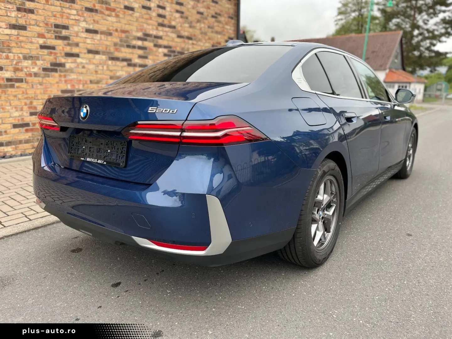 BMW 520dA DAPlus Navi adLED Leder Kamera