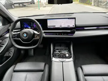 BMW 520dA DAPlus Navi adLED Leder Kamera