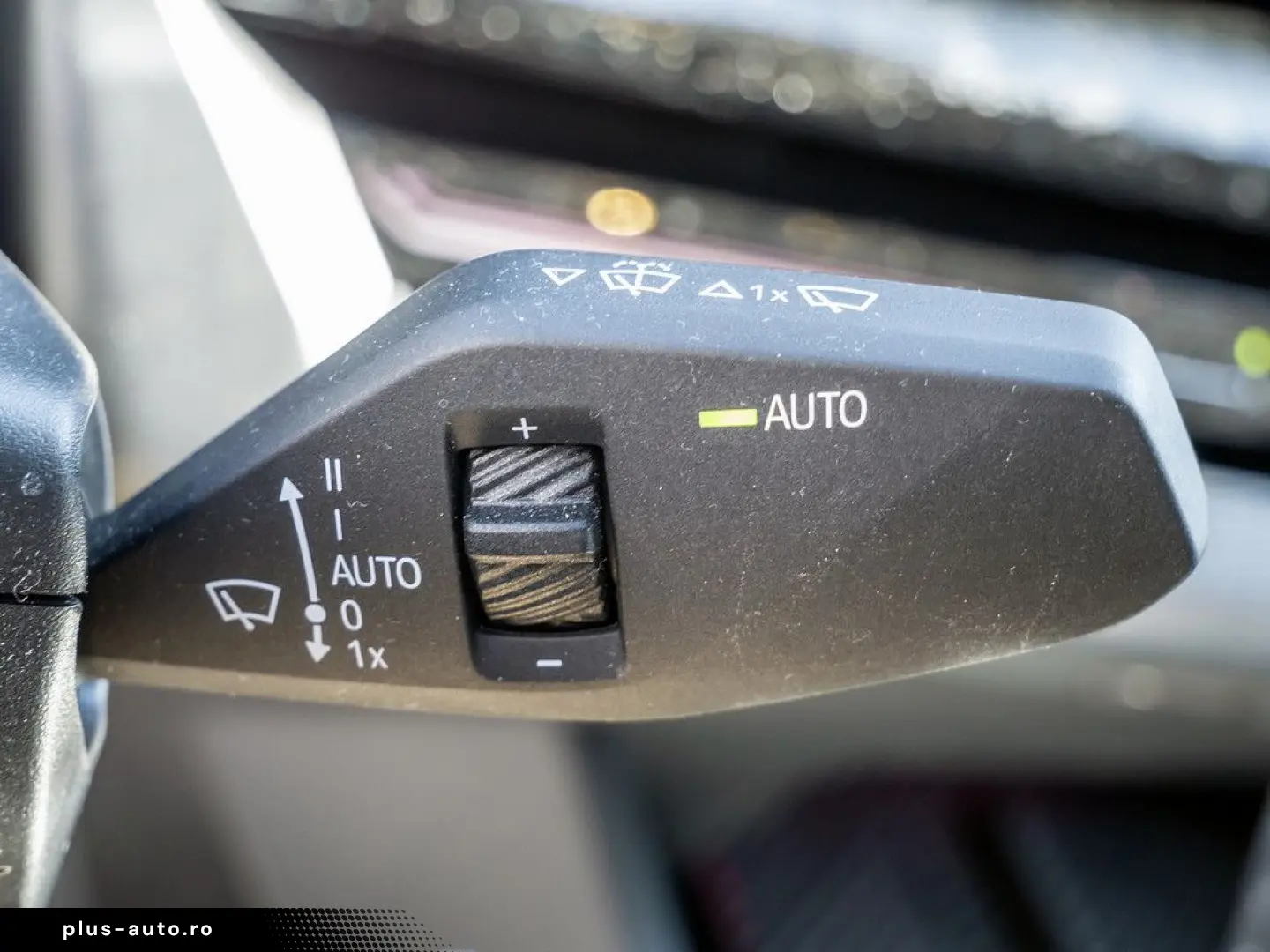 BMW 520i M-Sport 360  HUD H K NAVI KAM KEYLESS LED K