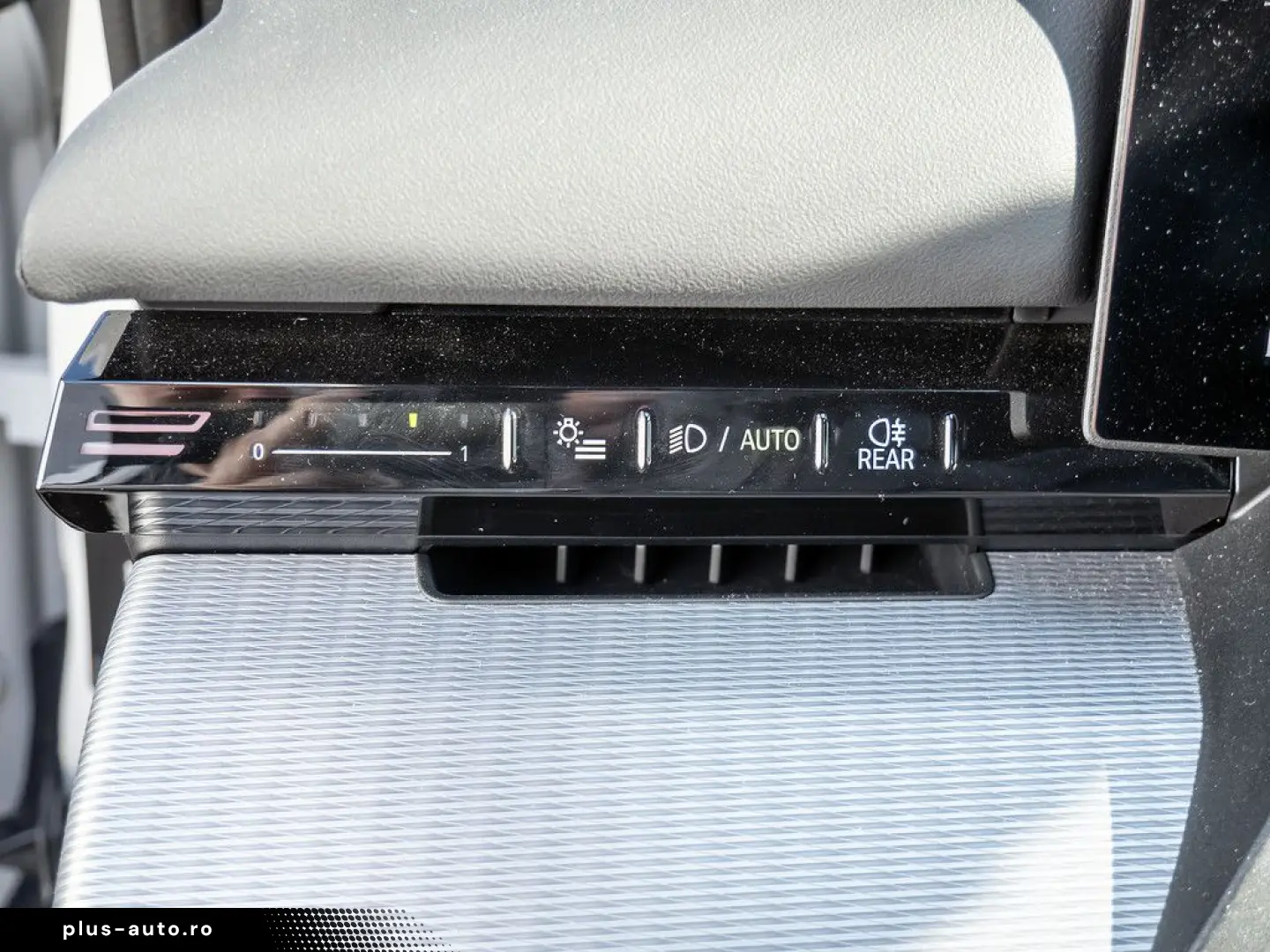 BMW 520i M-Sport 360  HUD H K NAVI KAM KEYLESS LED K