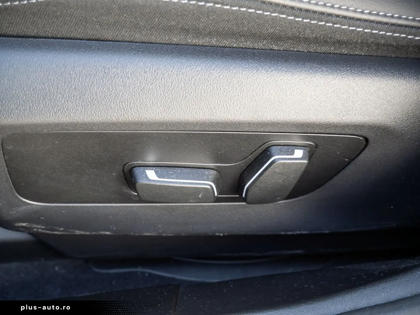 BMW 520i M-Sport 360  HUD H K NAVI KAM KEYLESS LED K