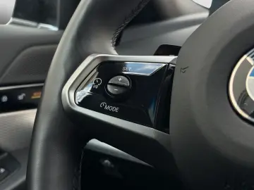 BMW 520i Lim. M Sport ACC LED LiveCockpit Leder Memo