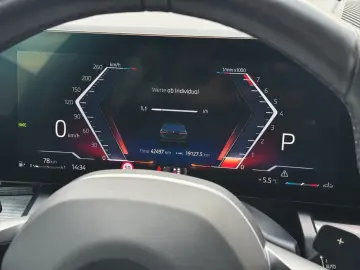BMW 520i Lim. M Sport ACC LED LiveCockpit Leder Memo