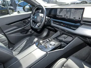 BMW 520i Limousine M Sport Memory DA  LED RFK DAB