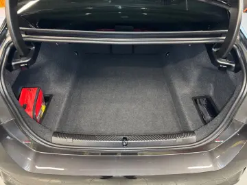BMW 520i M Sport~PANO~LED~KAMERA 360 ~HEAD-UP
