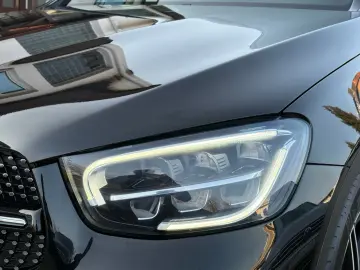 MERCEDES-BENZ GLC 220D AMG LINE 4MATIC NIGHT BURMESTER